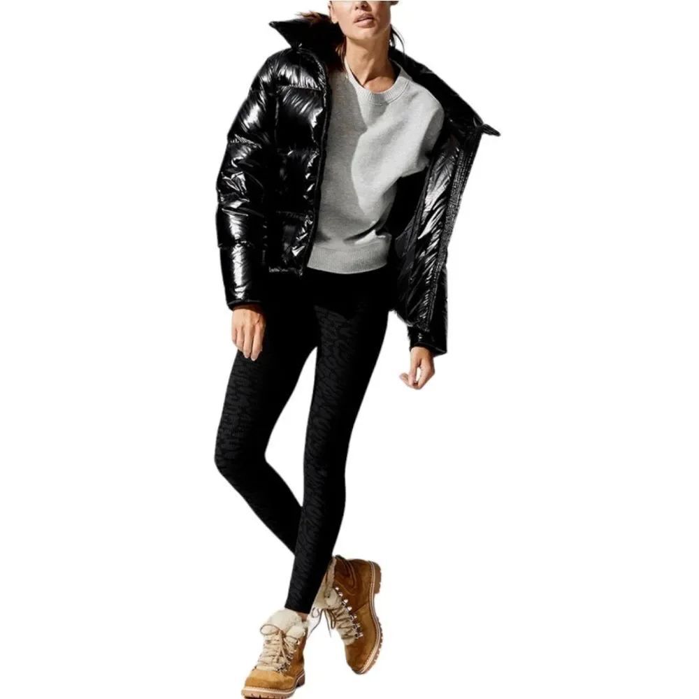 CARBON38 Down Puffer Jacket in Takara Shine L